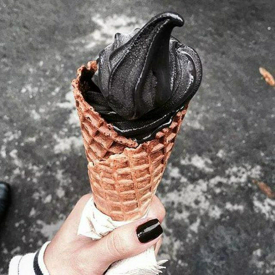 รูปภาพหน้าปกบทความ:Trend Alert!! อร่อยแถมยังสุขภาพดีกับเมนูอาหาร Charcoal