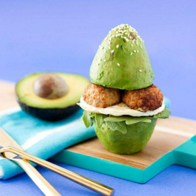 รูปภาพหน้าปกบทความ:Avocado Bun Meatball Sliders เมนูอร่อยง่าย ได้ประโยชน์จากอะโวคาโดเต็มๆ