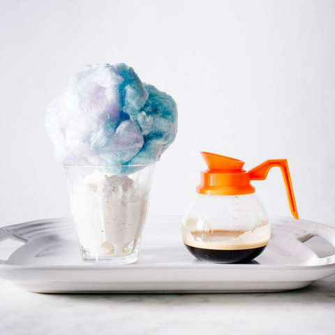 รูปภาพหน้าปกบทความ:Cotton Candy Affogato กาแฟสูตรใหม่ ใส่สายไหมด้วย!!