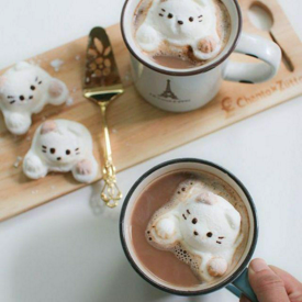 รูปภาพหน้าปกบทความ:ศิลปะฟองนมแบบแมวๆ ด้วย "Cat Latte Art"! 