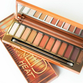 รูปภาพหน้าปกบทความ:Naked Heat 'พาเลทตาตัวใหม่' จาก Urban Decay แซ่บพริก 10 เม็ด!