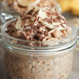 รูปภาพหน้าปกบทความ:Peanut Butter and Banana Overnight Oats ข้าวโอ๊ตเนยถั่วกับกล้วยหอม เห็นก็ว้าวแล้วค่ะซิส! 