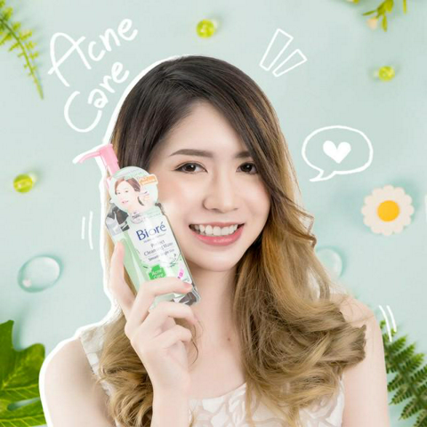 รูปภาพหน้าปกบทความ:มาแรงสุดๆ Biore Cleansing Water สูตรน้ำเกลือธรรมชาติ ไอเทมใหม่เพื่อคนเป็นสิว!