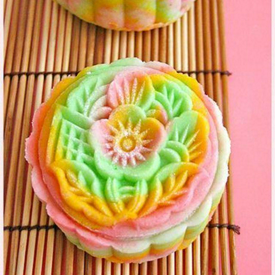 รูปภาพหน้าปกบทความ:สวย อร่อย!! 22 Mooncake ขนมไหว้พระจันทร์ดีไซน์สุดชิค สวยน่ากิน อร่อยฟินเวอร์