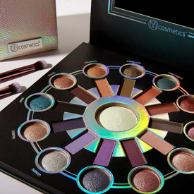 รูปภาพหน้าปกบทความ:ใหม่! 'bhcosmetics : Zodiac-25 Color Eyeshadow & Highlighter Palette' สีสวยสุดปัง พาเลทเดียวเอาอยู่