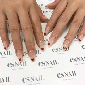 รูปภาพหน้าปกบทความ:หัวใจเบ่งบาน! ไอเดียเพ้นท์เล็บ Valentine’s Day Nails แต่งปลายนิ้วให้เต็มไปด้วยรัก 