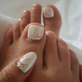 รูปภาพหน้าปกบทความ:ไอเดียเพ้นท์เล็บ "Elegant Toe" เปลี่ยนจุดอับสายตาให้ดูสวย! 