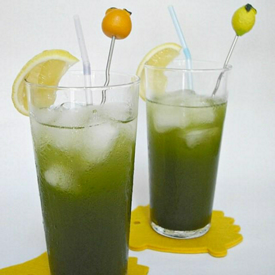 รูปภาพหน้าปกบทความ:ชวนทำ 'ชาเขียวแอปเปิ้ลเย็น Iced Green Tea with Apple Syrup' เครื่องดื่มเย็นที่น่าลองทำ