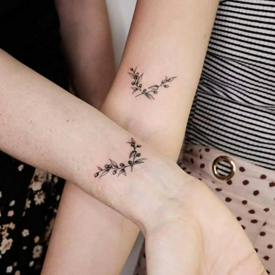 รูปภาพหน้าปกบทความ:20 ไอเดียรอยสัก "Best Friend Tattoos" ชวนเพื่อนมาส่อง แต่งสวยคู่กัน!