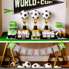 รูปภาพหน้าปกบทความ:"FIFA World Cup Party" ไอเดียจัดงานปาร์ตี้ดีๆ ตามกระแสบอลโลก 😗