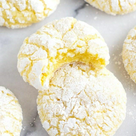 รูปภาพหน้าปกบทความ:อร่อยเข้มข้น สูตรคุกกี้เค้กเลมอน 'LEMON CAKE COOKIES' หวานเปรี้ยว หอมกลิ่นมะนาว