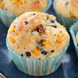 รูปภาพหน้าปกบทความ:แนะนำเมนูอาหารเช้า อาหารทานเล่น อร่อยฟินๆ กับ "Pizza Muffins" 