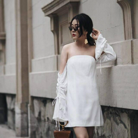 รูปภาพหน้าปกบทความ:ส่อง 20 ไอเดียแฟชั่น "Off Shoulder Dresses" วันชิลล์ๆ ก็แอบเซ็กซี่ได้ จากไอจีสาวสายฝอ.