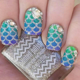 รูปภาพหน้าปกบทความ:20 ไอเดียเพ้นท์เล็บลายนางเงือก "Mermaid Nails" วิ้งวับด้วยสีสันท้องทะเล! 