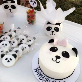 รูปภาพหน้าปกบทความ:คิ้วท์ๆ แบบเข้าธีม ไอเดียขนมธีมแพนด้า Panda Dessert ยกมาเสิร์ฟเลย !! ยังไงก็หมดค่า