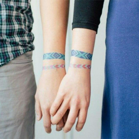 รูปภาพหน้าปกบทความ:ไอเดียรอยสักคู่ 'Couple Tattoos' จะเพื่อน พี่น้องหรือคนรักก็ทำได้ #ทำแล้วรู้ว่าเราคู่กัน