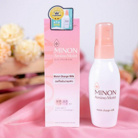 รูปภาพหน้าปกบทความ:ขี้แพ้แล้วไง? รีวิว ' Minon Moist Charge Milk ' ไอเทมคู่ใจ สาวผิวขี้แพ้ 😊