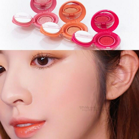 รูปภาพหน้าปกบทความ:กลมๆ คิ้วท์ๆ เติมสีสันให้พวงแก้มสดใส 'Hanskin Rose Moolon Cheek Cushion' คุชชั่นบลัชตัวใหม่ สีน่ารักมาก