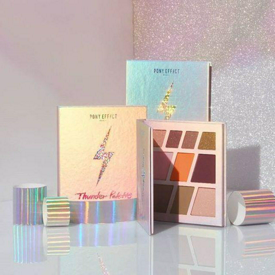 รูปภาพหน้าปกบทความ:แพ็กเกจโฮโลแกรมสุดปัง 'Pony Effect Holiday Limited Edition Thunder Palette' สวย แพง แซงทุกพาเลทที่มี!