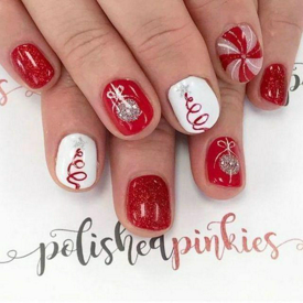 รูปภาพหน้าปกบทความ:Red Winter Nails ไอเดียเพ้นท์เล็บ 'โทนสีแดง' จัดความแซ่บ สวยรับหน้าหนาวไปด้วยกัน