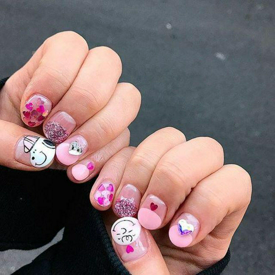 รูปภาพหน้าปกบทความ:หวานฟรุ้งฟริ้ง กับไอเดียแต่งเล็บ 'Pink Nail' โทนสีชมพูหวานๆ สไตล์สาวเกาหลี