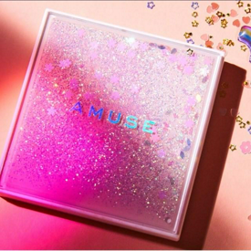 รูปภาพหน้าปกบทความ:ใหม่! 'Blossom Palette' เมคอัพพาเลทจาก Amuse แต่งแต้มใบหน้าให้ผลิบาน ด้วยสีสันของดอกไม้!