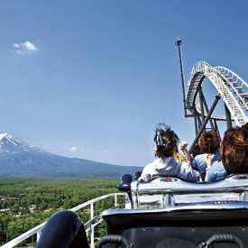 รูปภาพหน้าปกบทความ:ท้าความเสียว เที่ยวสวนสนุกญี่ปุ่น 'Fuji-Q Highland กับ 5 เครื่องเล่น' ที่เห็นเป็นต้องกรี๊ดแตก!!