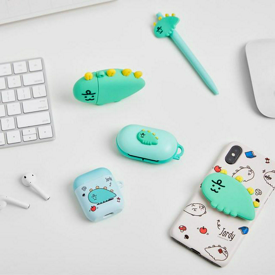 รูปภาพหน้าปกบทความ:สุด Cute ไปเลยจ้า! ชวนไปส่อง Airpods case คาแรคเตอร์ใหม่จาก Kakao friends 💖 สุดคิ้วท์ จนอยากหิ้วกลับบ้าน