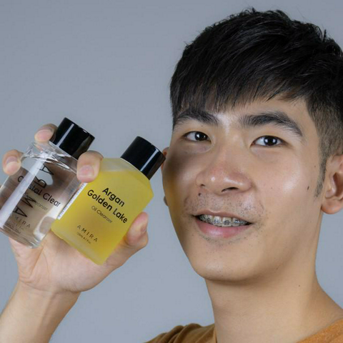 รูปภาพหน้าปกบทความ:AMIRA Golden Lake Oil Cleanser & Crystal Clear Water Cleanser จากธรรมชาติสู่ผลิตภัณฑ์ทำความสะอาดผิวอย่างอ่อนโยน