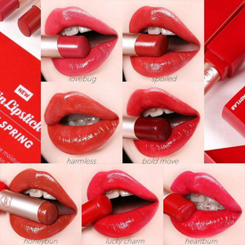 รูปภาพหน้าปกบทความ:ร้อนแรงสุดไรสุด! 'Candylab Satin Lipstick' ลิปโทนสีแดง เนื้อซาติน ให้ริมฝีปากสวยฉ่ำ เกินจะต้านทาน