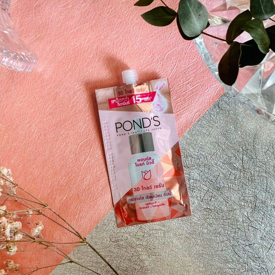 รูปภาพหน้าปกบทความ:เสกลุคสาวเกาหลีทันทีด้วย Pond’s 3D Glow Serum 💕