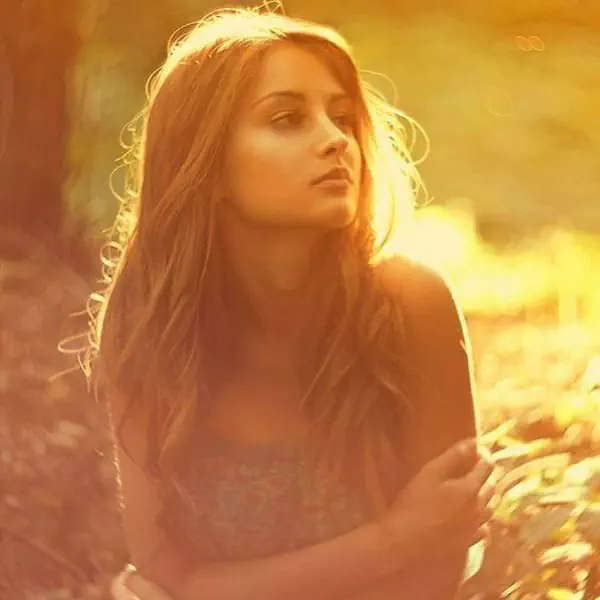รูปภาพหน้าปกบทความ:ไอเดีย ถ่ายรูป 'Rim Light' ย้อนแสงยังไงให้สวยปัง!