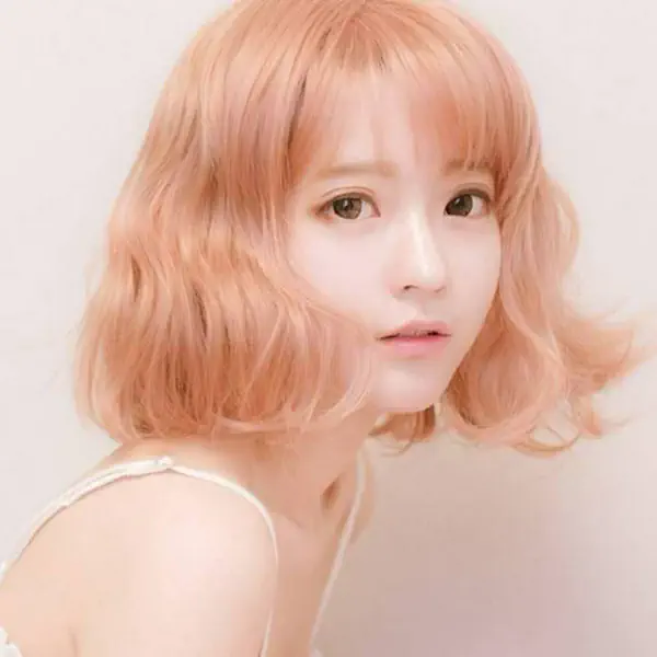 รูปภาพหน้าปกบทความ:22 ไอเดีย สีผมสวยๆ ' ทรงผมบ๊อบสั้น ' สไตล์สาวเกาหลี