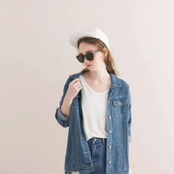 รูปภาพหน้าปกบทความ:25 แฟชั่น 'เสื้อคลุมยีนส์' Mix & Match ยังไงให้สวยปัง!