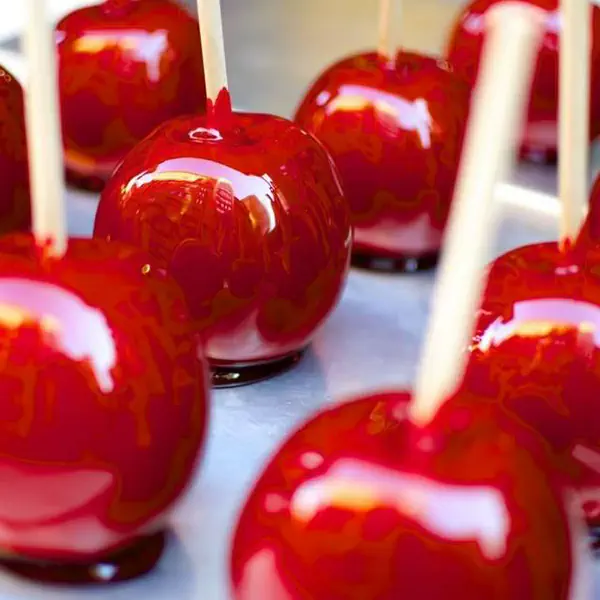 รูปภาพหน้าปกบทความ:สูตรทำขนม 'Candy apple' 4 แบบ 4 สไตล์ น่ารักน่าทานสุดๆ