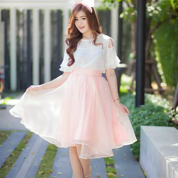 รูปภาพหน้าปกบทความ:25 แฟชั่นกระโปรงสุ่มของสาวอวบ ใส่ปุ๊บรับรองเพรียวแถมดูดี