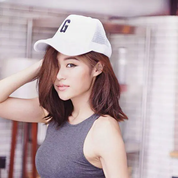 รูปภาพหน้าปกบทความ:30 ทรงผมสั้นประบ่า สไตล์ 'ยิปซี คีรติ' สวยแบบนั้น ทำยังไง?