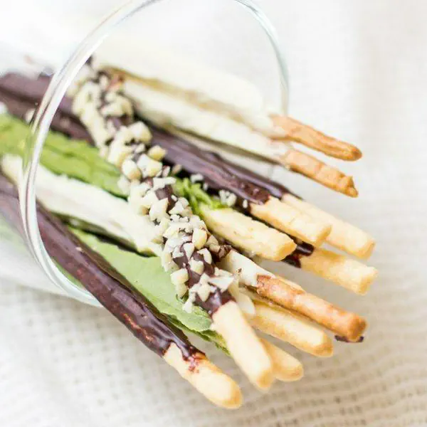 รูปภาพหน้าปกบทความ:โฮมเมด "Pocky" ทำเองกินเอง ง่ายไปป่ะ!!