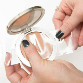 รูปภาพหน้าปกบทความ:17 เทคนิค (ไม่ลับ) ช่วยให้เราใช้เครื่องสำอางได้หมด จนหยดสุดท้าย!!