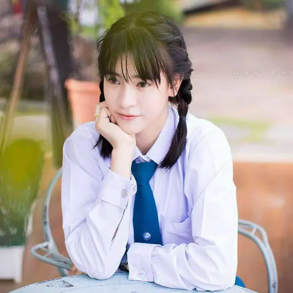 รูปภาพหน้าปกบทความ:•(♥).•*เปียผมไปเรียน ตามสไตล์ สาว ม.ปลาย ได้ลุคสดใส โดนใจรุ่นพี่ `*•.(♥)•