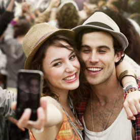 รูปภาพหน้าปกบทความ:12 สัญญาณ บ่งบอกว่า 'เพื่อนสนิท' แอบคิดไม่ซื่อ ซะแล้วสิ