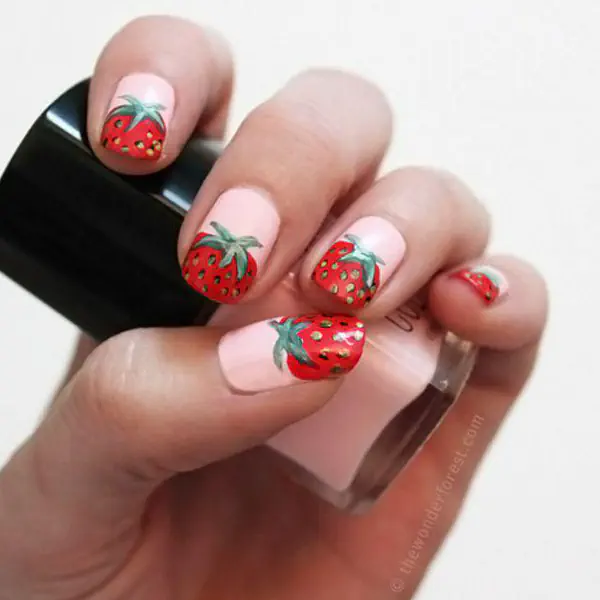 รูปภาพหน้าปกบทความ:'DIY Strawberry Nail เล็บลายสตรอว์เบอร์รี่' หวานจนไม่ว่าใครก็ต้องหลงรัก