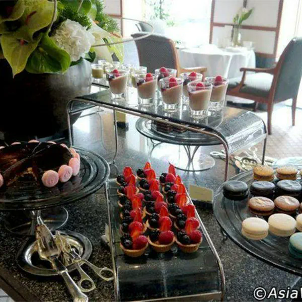 รูปภาพหน้าปกบทความ:10 ร้านขนมเค้ก ในกรุงเทพฯ ที่ไม่ควรพลาด!
