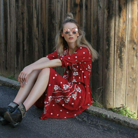 รูปภาพหน้าปกบทความ:25 "รองเท้าคาวบอย" ที่ใส่คู่กับอะไรก็สวย เท่ เก๋ กู๊ด!!!!