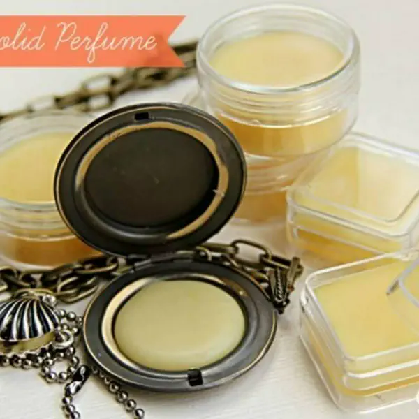 รูปภาพหน้าปกบทความ:DIY 'Solid Perfume' ทำน้ำหอมแห้ง ง่ายๆ ด้วยตัวคุณเอง