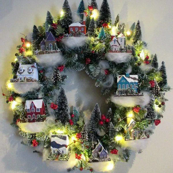 รูปภาพหน้าปกบทความ:'DIY CHRISTMAS WREATHS' พุ่มห้อยหน้าประตูสุดน่ารัก ทำเองได้ด้วยสองมือของเรา!