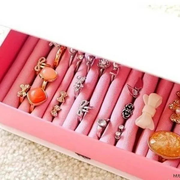 รูปภาพหน้าปกบทความ:DIY : กล่องเก็บแหวนแสนเก๋ ทำง่าย ใครๆก็ทำได้