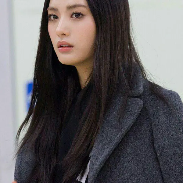รูปภาพหน้าปกบทความ:สีผมสุดปัง "Midnight Brown" ผมดำประกายน้ำตาล สวยสะกดทุกสายตา!