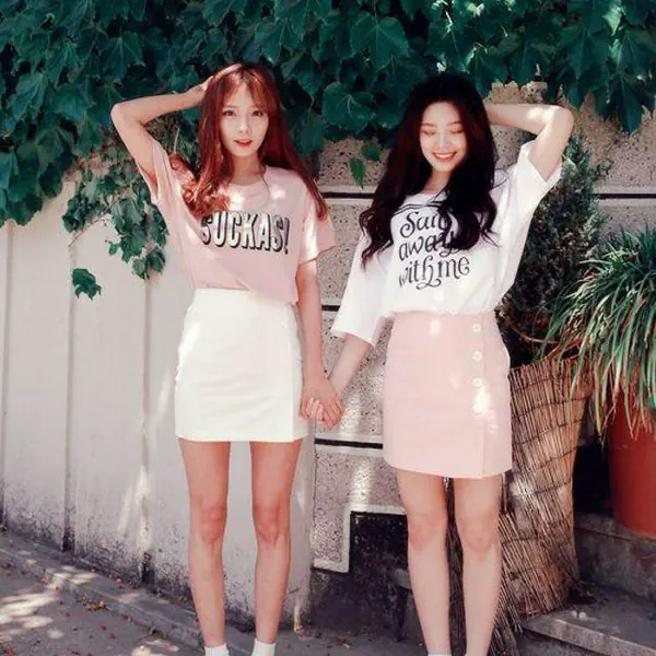 รูปภาพหน้าปกบทความ:เทรนด์ 'มินิสเกิร์ต' ใส่กับอะไรก็เริ่ด แฟชั่นคิ้วท์ๆ แบบสาวเกาหลี