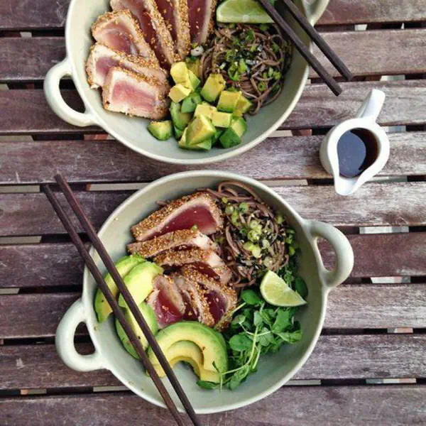 รูปภาพหน้าปกบทความ:'Tuna Tataki' เมนูปลาทูน่าสูตรเด็ด อร่อยง่ายๆ ไม่ยากอย่างที่คิด